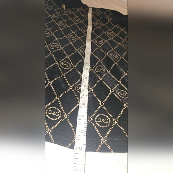 Rare D&G Black and Gold Men's Shirt - Picture 9 of 15